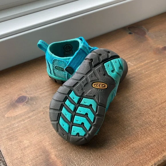 Keen Toddler Kids Sandals Size 4 - Picture 3 of 5